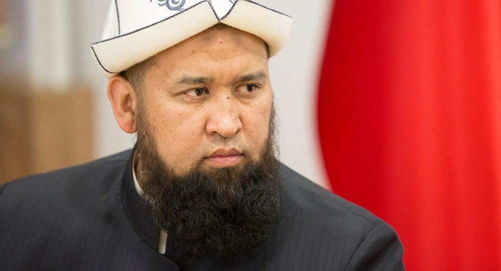Муфтий призывает мусульман Кыргызстана строго соблюдать карантин (видеообращение)
