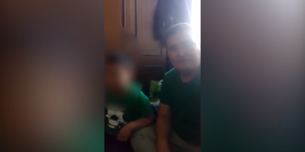 Скандальный видеоролик: арестован мужчина  избивавший собственного сына