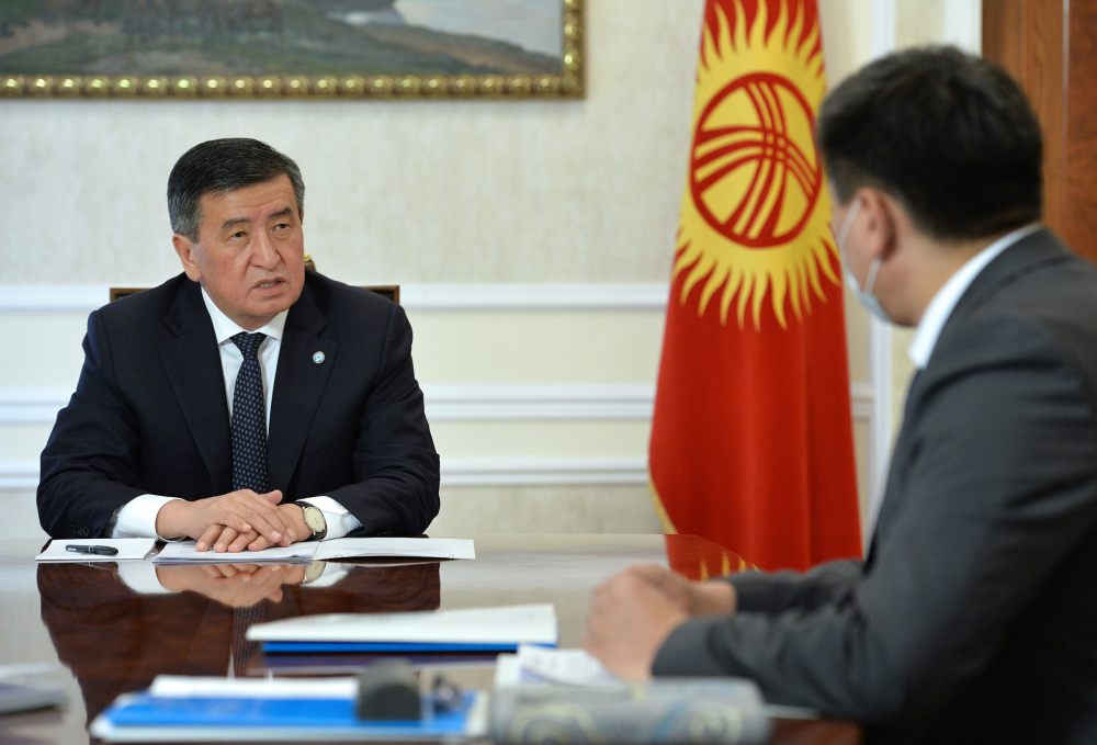 Президент С. Жээнбеков потребовал ускорить оказание гуманитарной помощи