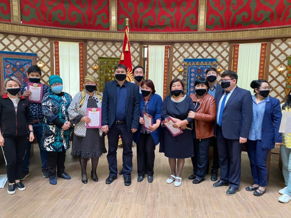 В Кой-Таше прошла встреча членов СДПК и родственников погибших героев Апрельской революции