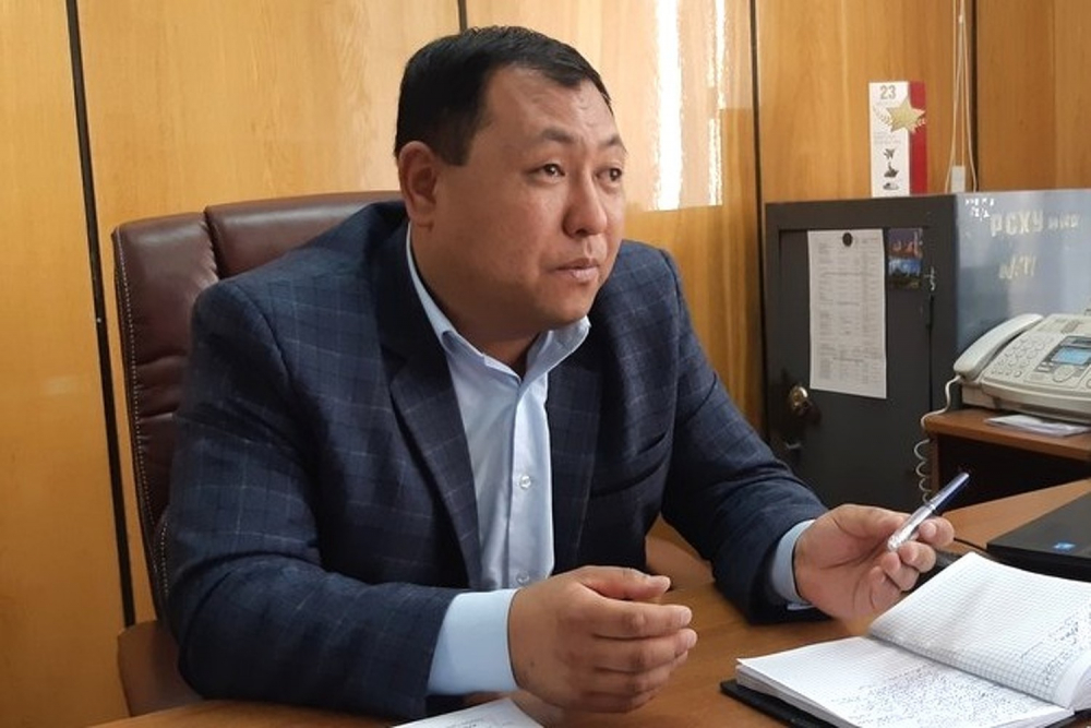 Информация о заражении коронавирусом вице-мэра Нарына Давида Курманова официально подтвердилась