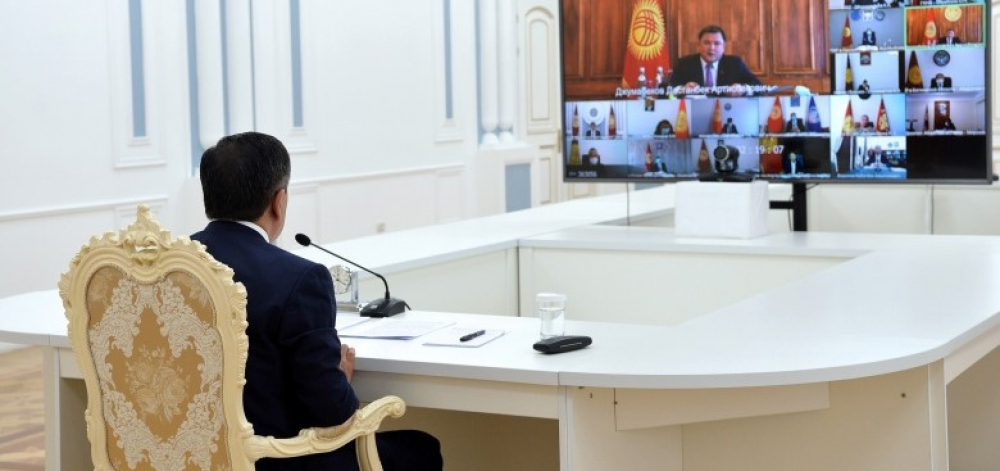 Итоги заседания Совбеза: кыргызстанцев вновь обязали носить маски