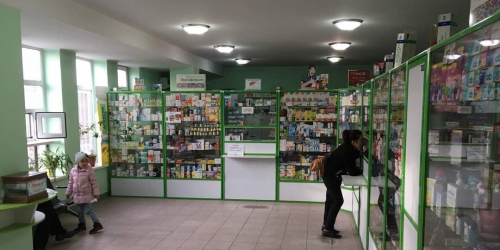 Аптеки Бишкека завышают цены на лекарства и отказываются выдавать чеки (видео)