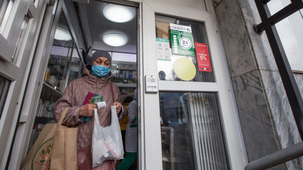 На Иссык-Куле в аптеках закончился гепарин. Местным жителям срочно нужна помощь