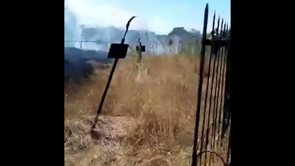 В Бишкеке горит участок на Ала-Арчинском кладбище (видео)