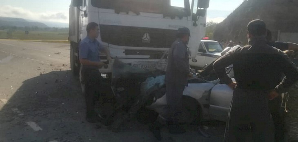 Жертвами страшной аварии в Джалал-Абадской области стали 8 человек