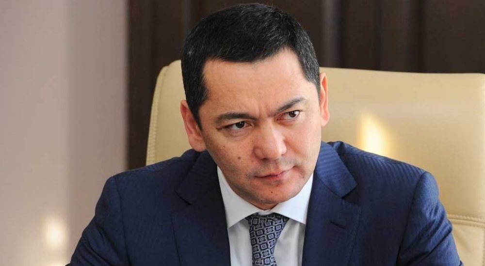Адвокаты Омурбека Бабанова обжаловали в горсуде решение о мере пресечения