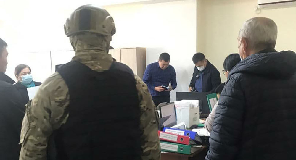 В офисах компаний депутата Кубанычбека Жумалиева и его родственников прошли обыски