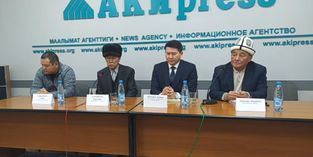 Адвокат: Нет необходимости держать под стражей Каната Сагымбаева и Фарида Ниязова