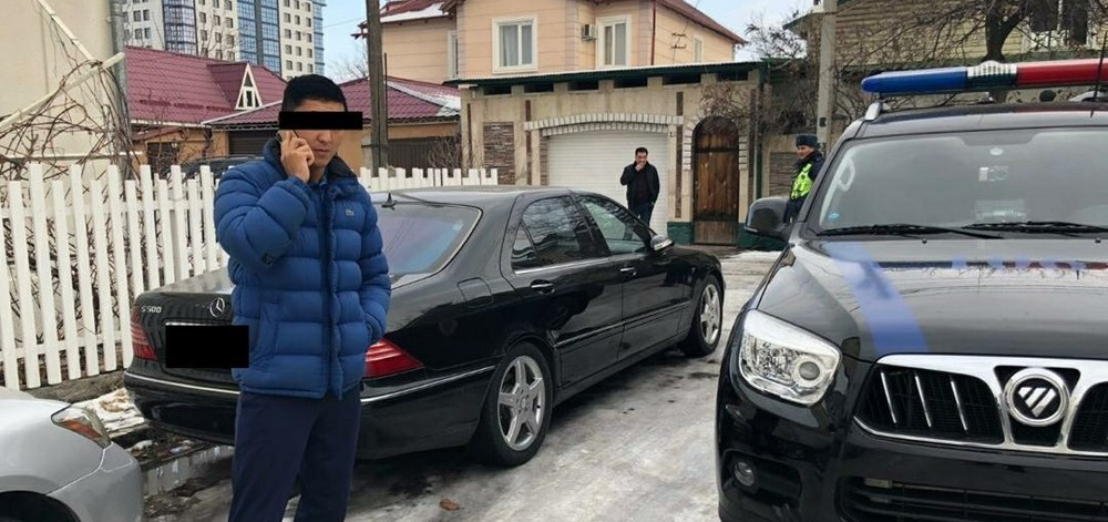 Задержан кыргызстанец, размахивающий пистолетом в прямом эфире Instagram