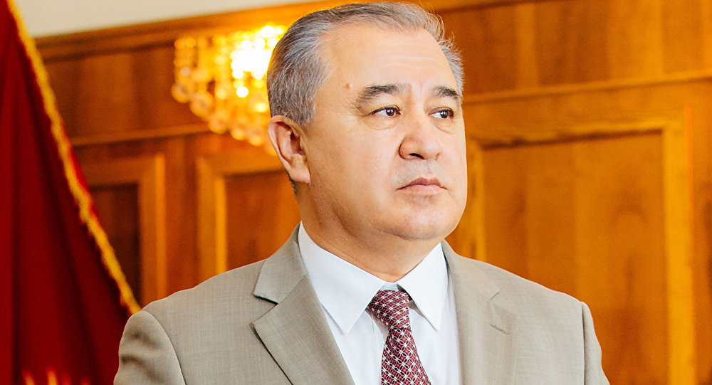 Омурбек Текебаев официально не депутат. Мандат получил Шералы Абдылдаев