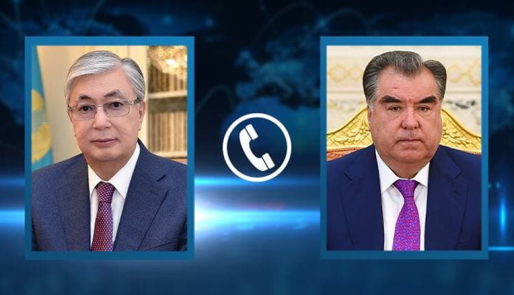Состоялся телефонный разговор президентов Казахстана и Таджикистана
