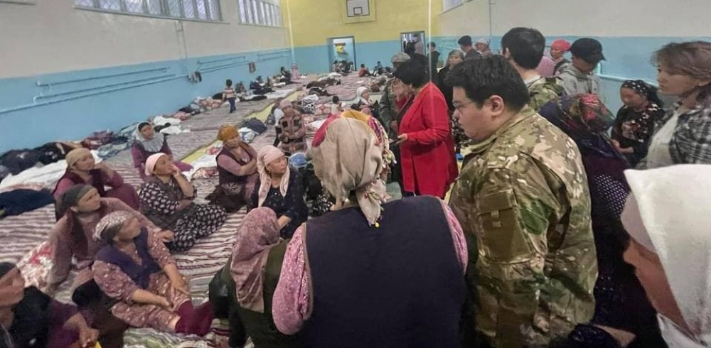 Темирлан Султанбеков: Доставка гуманитарной помощи Баткену продолжается