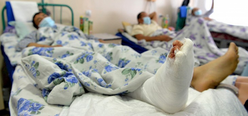 Одного из пострадавших в Баткенской области направили на лечение в Турцию