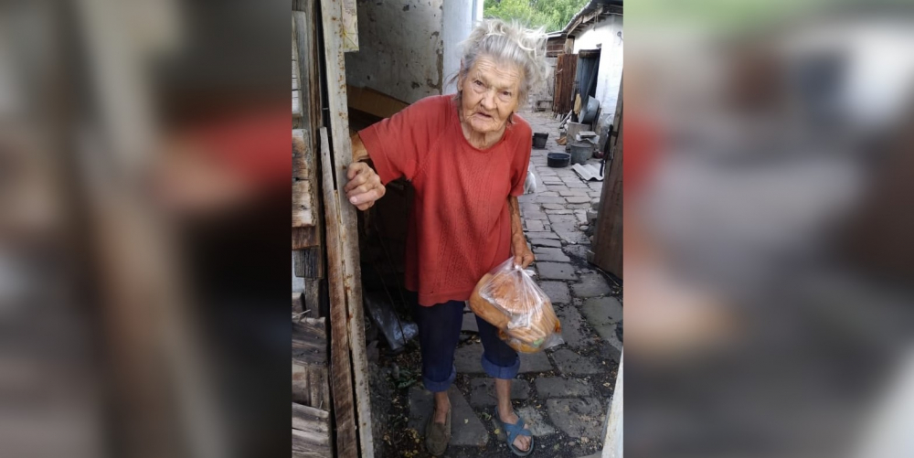 Анне Григорьевне 90 лет, она - труженик тыла. Ей срочно наша нужна помощь!