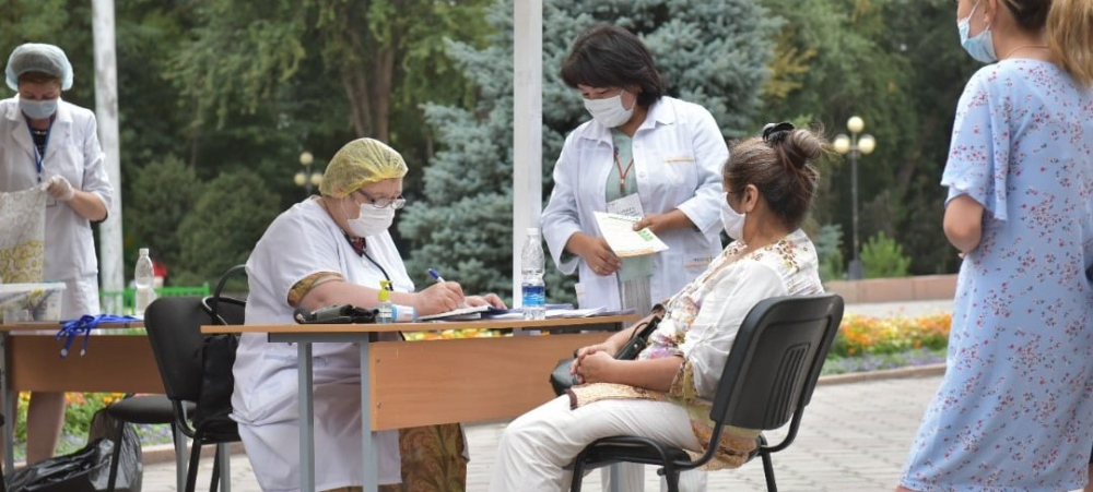 В Кыргызстане вакцину от коронавируса получили 2% населения