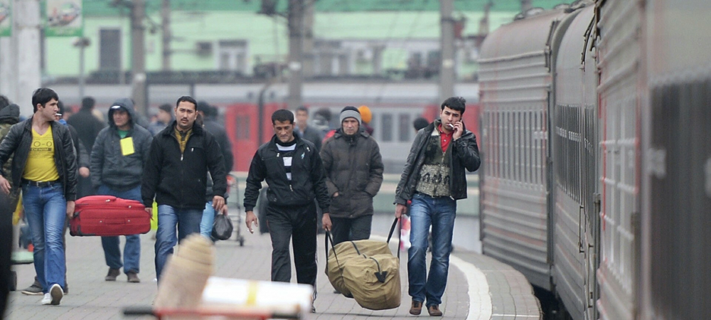 В России рассматривают возможность ввоза трудовых мигрантов на чартерных поездах