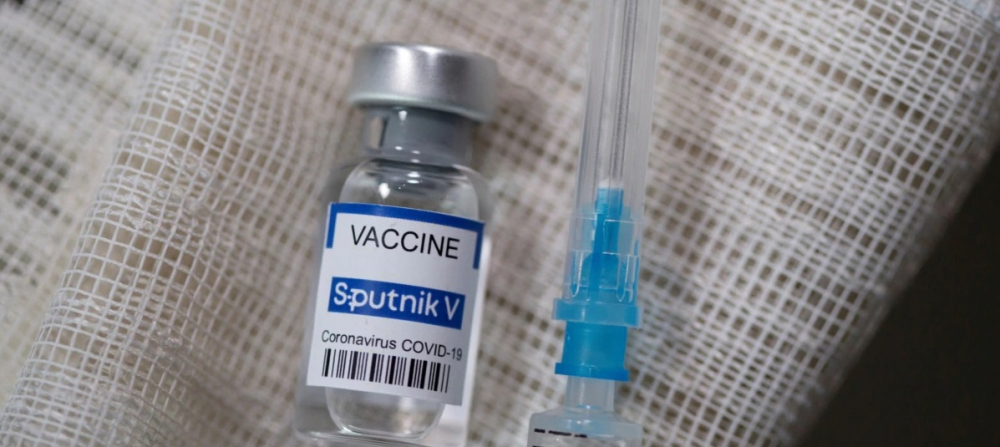 Минздрав создал комиссию для расследования смерти женщины после получения вакцины