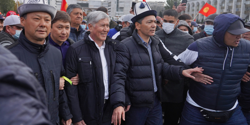 Экс-президенту КР Алмазбеку Атамбаеву предъявлено очередное обвинение