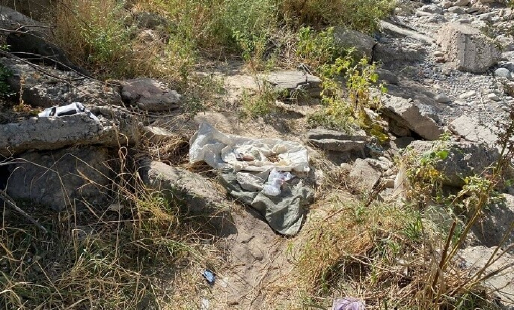 В Бишкеке нашли очередной схрон оружия и боеприпасов