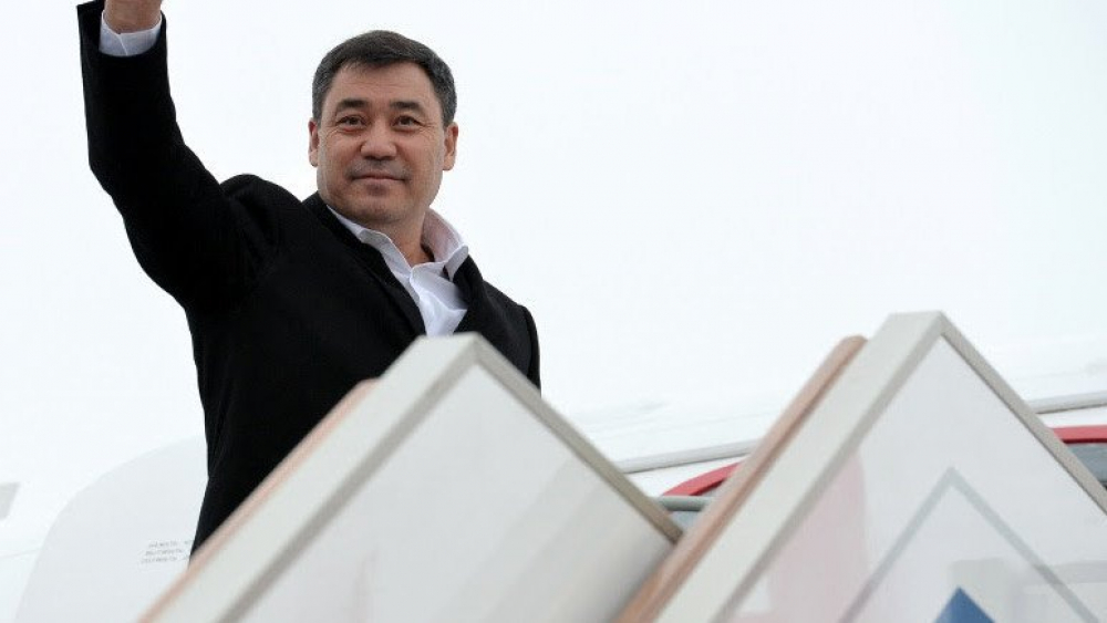Садыр Жапаров улетел в Туркменистан с рабочим визитом