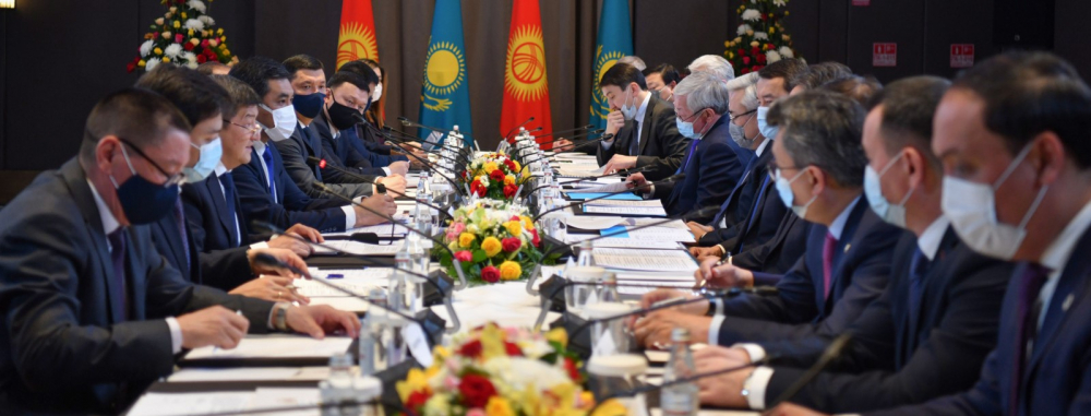 Казахстан окажет Кыргызстану безвозмездную военно-техническую помощь