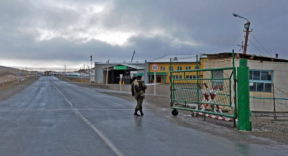 В работе пунктов пропуска на кыргызско-казахстанском участке границы есть изменения (список)