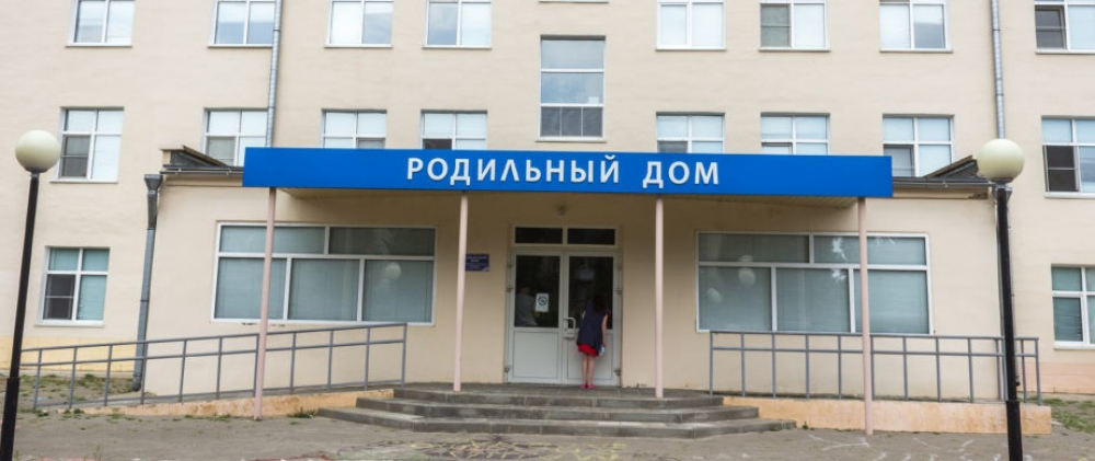 В Узгене рушится новое здание родильного дома 