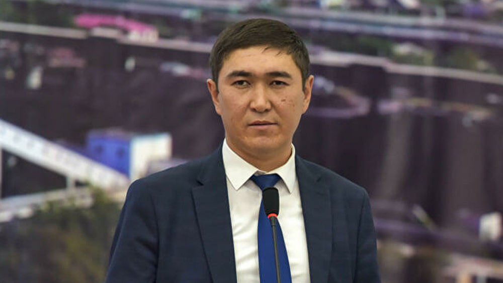 Стало известно, в чем ГКНБ подозревает задержанного вице-мэра Бишкека Азата Узакова