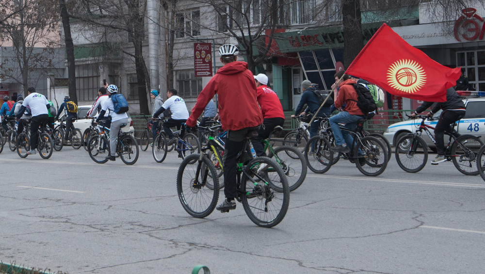 Из-за открытия велосезона в Бишкеке 3 апреля перекроют несколько улиц