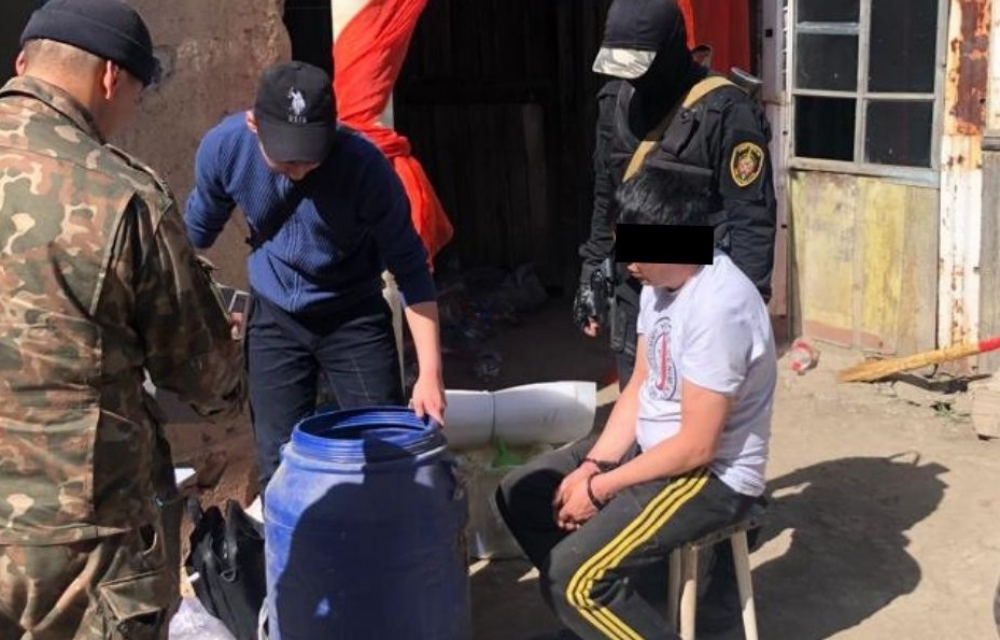 На Иссык-Куле в доме местного жителя обнаружили нарколабораторию