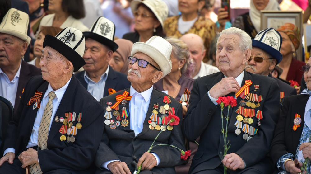 В Бишкеке прошел митинг-реквием в честь 77-ой годовщины Победы в Великой Отечественной войне