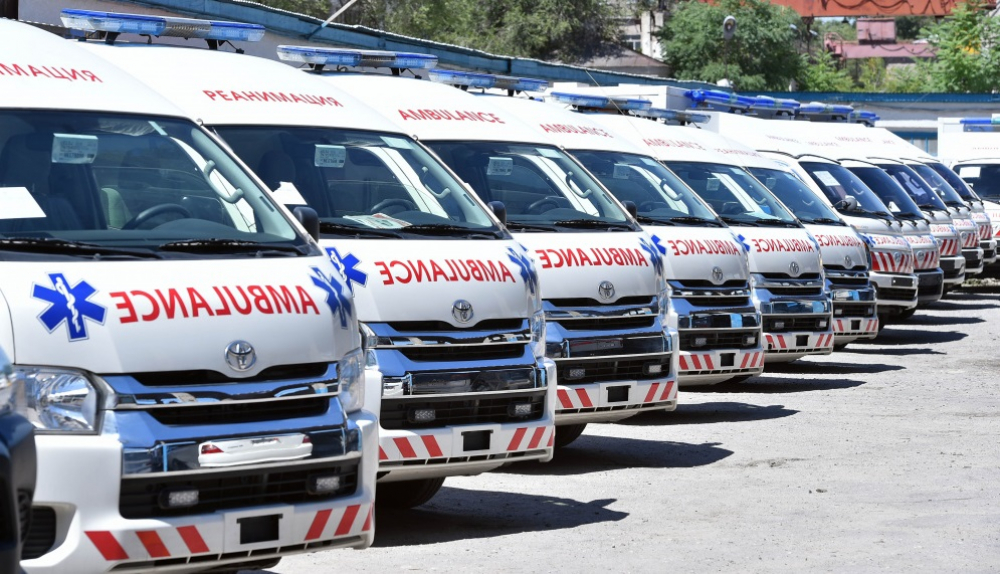 Кабмин выделил 169 миллионов сомов на покупку машин скорой помощи