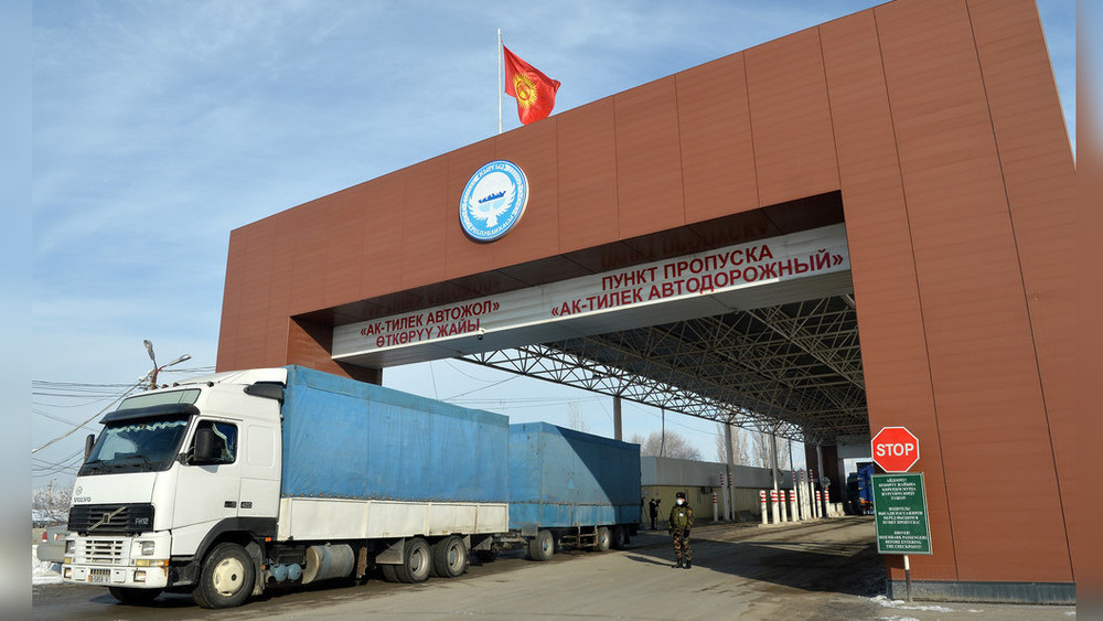 Кыргызстан и Казахстан планируют построить совместный торгово-логистический комплекс