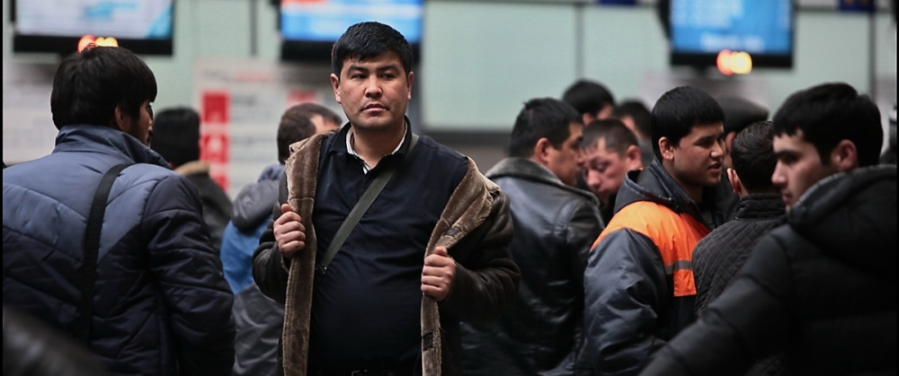 В Бишкеке планируют открыть миграционный центр для трудоустройства кыргызстанцев в Москве