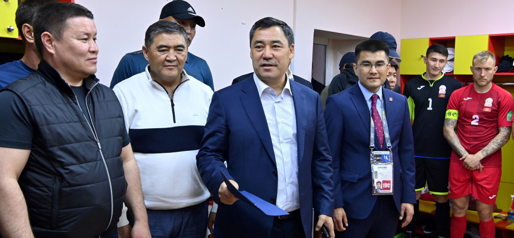 В августе в Бишкеке начнут строить новый стадион на 22,5 тысячи человек. Садыр Жапаров пообещал