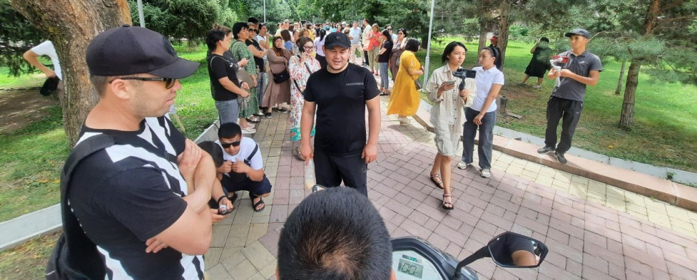В Бишкеке прошел митинг представителей ювелирного бизнеса против установки ККМ
