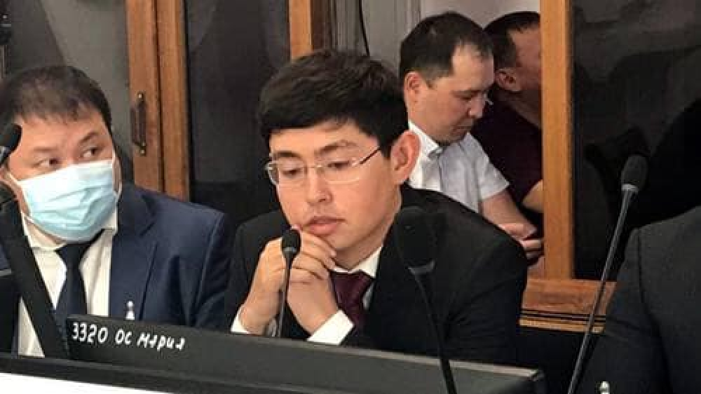 Кадырбек Атамбаев: Бишкекский горкенеш превратился в "домашний принтер"