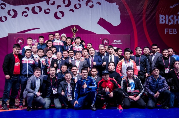Ведущие спортсмены Кыргызстана смогут получать стипендию до 75 тысяч сомов