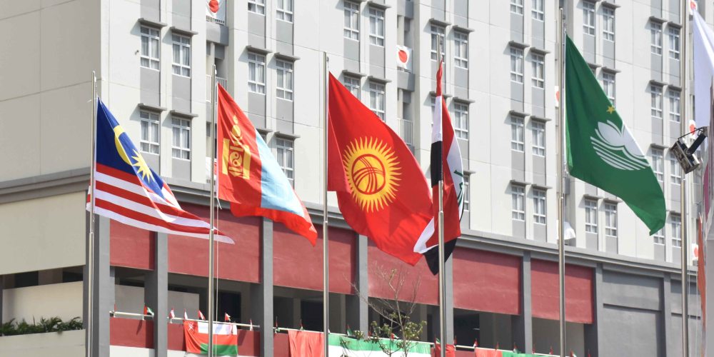 В олимпийской деревне Азиатских игр-2018 подняли флаг Кыргызстана