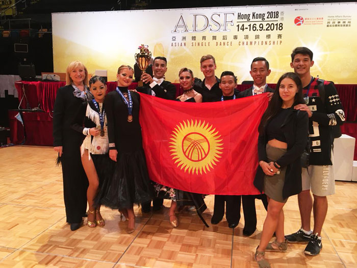 Спортсмены Кыргызстана стали чемпионами и призерами чемпионата Азии по танцам в Гонконге