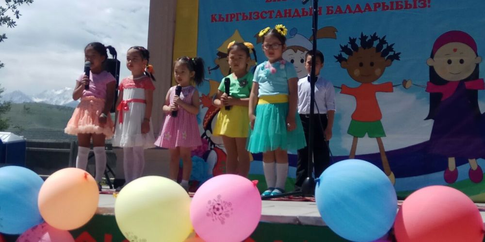Детей из малоимущих семей пригласили на праздник в парк имени 125-летия Бишкека