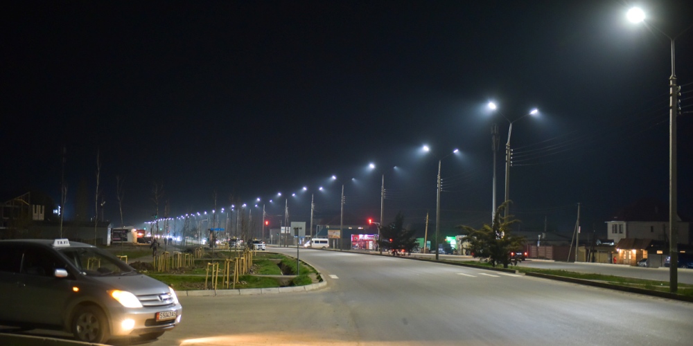 Бишкек освещают более 13,5 тысячи современных светодиодных светильников